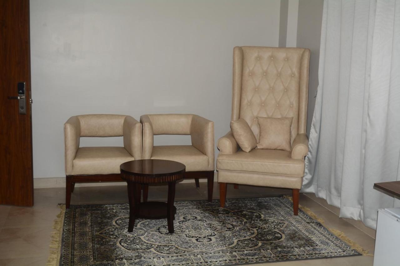 Maharaja Hotel & Banquet Darbhanga Eksteriør bilde