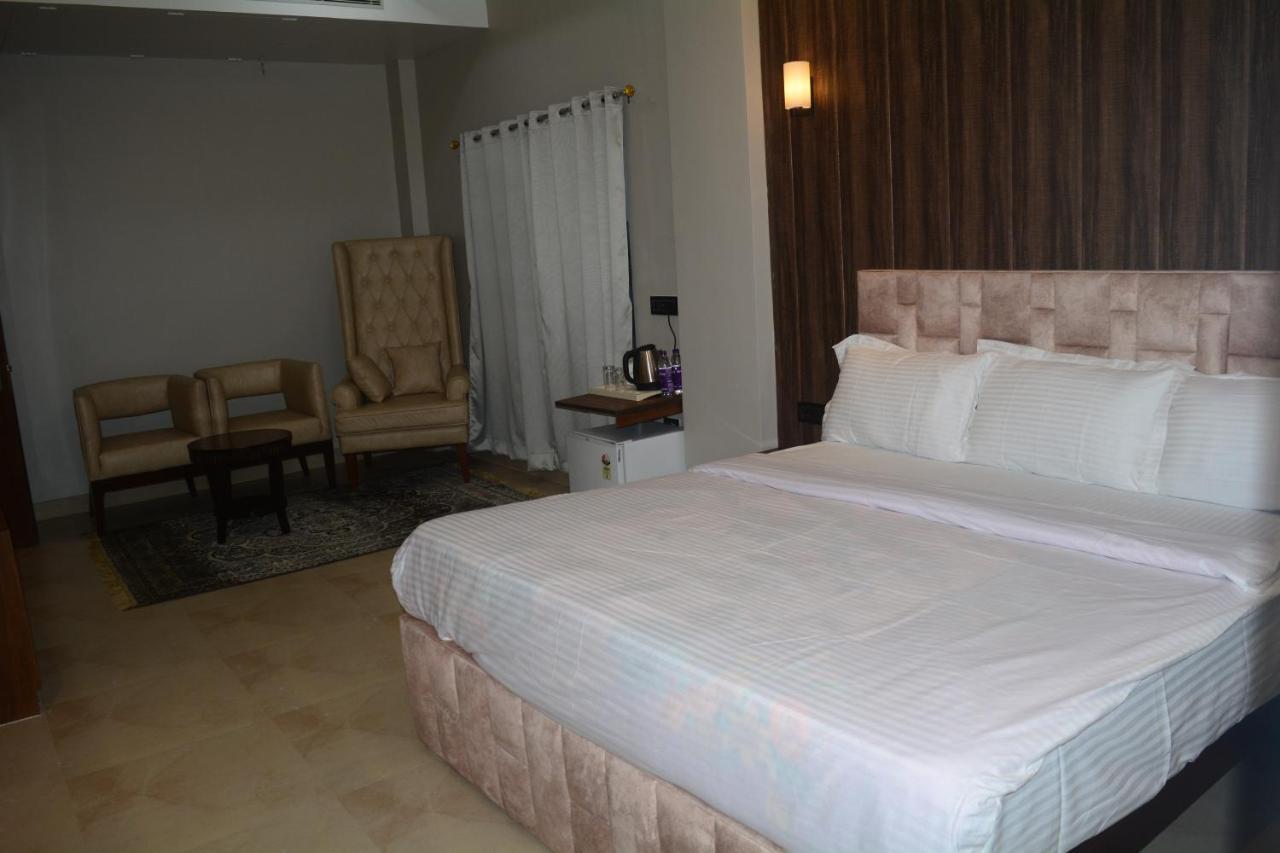 Maharaja Hotel & Banquet Darbhanga Eksteriør bilde