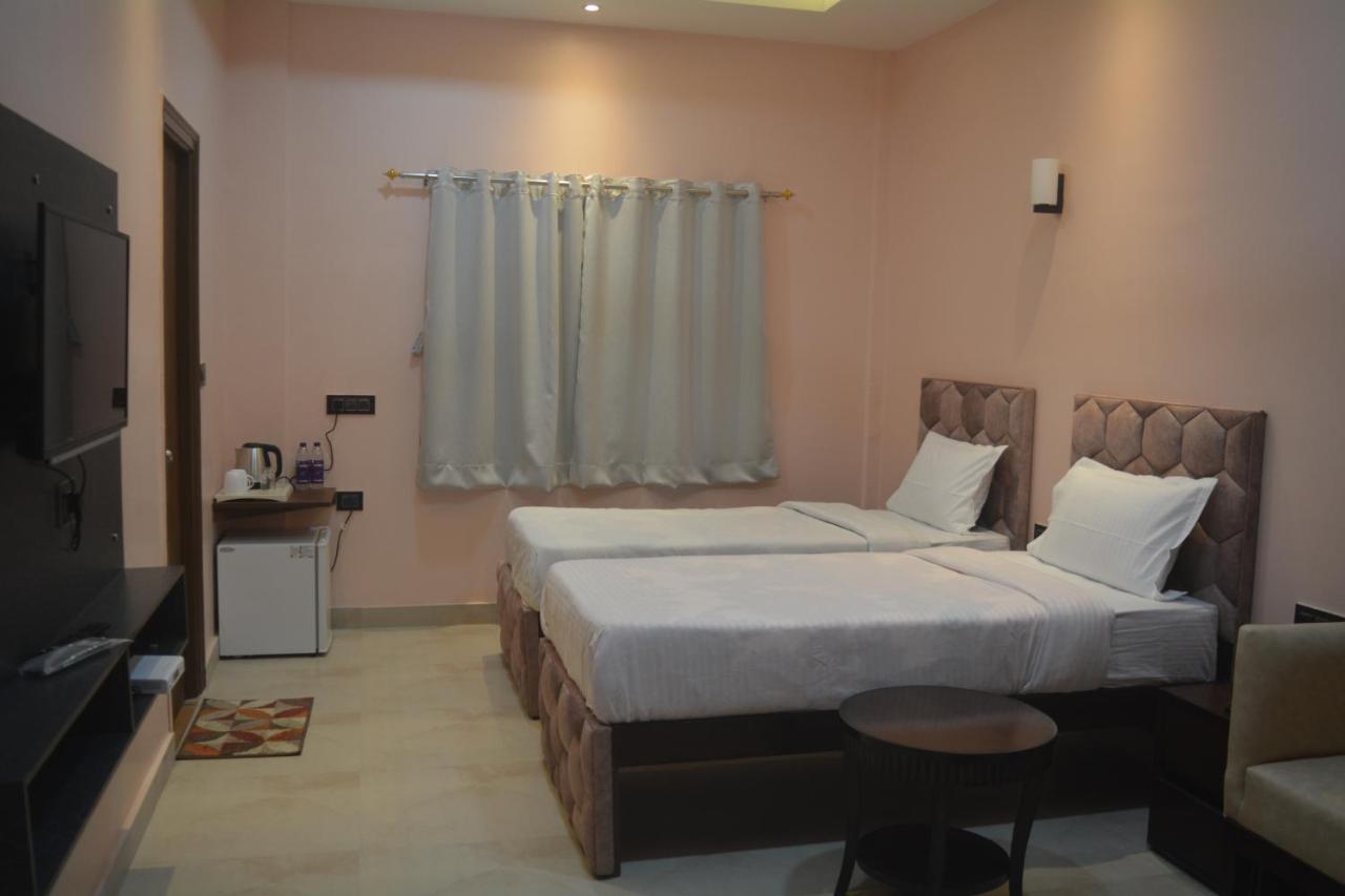 Maharaja Hotel & Banquet Darbhanga Eksteriør bilde