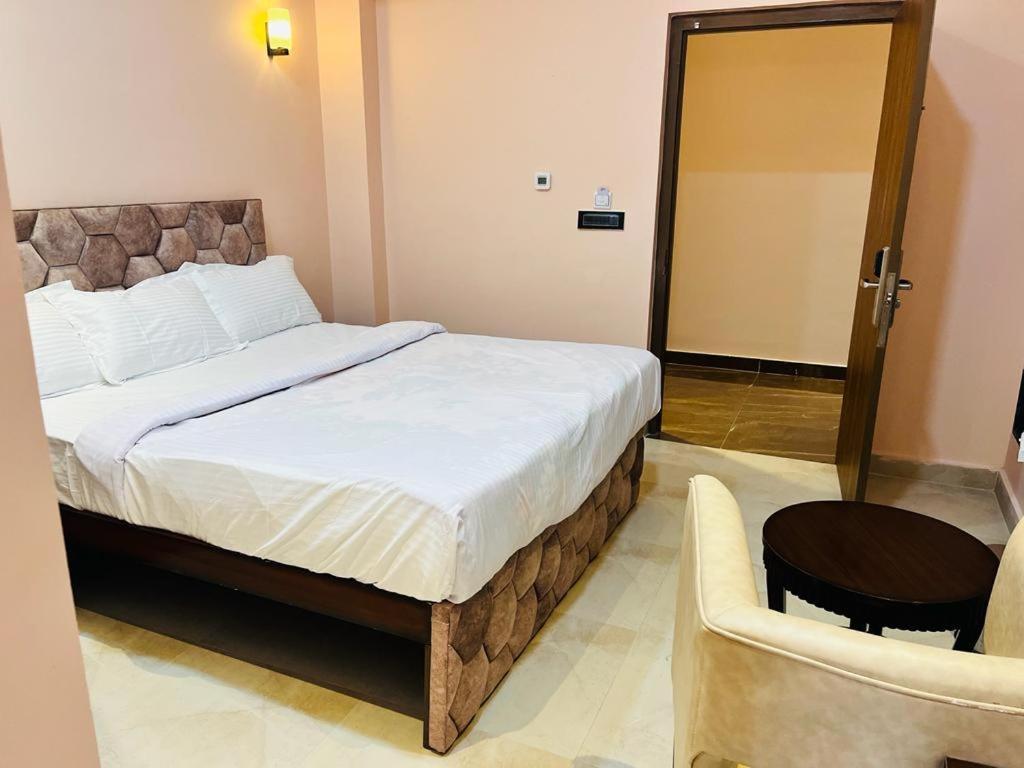 Maharaja Hotel & Banquet Darbhanga Eksteriør bilde