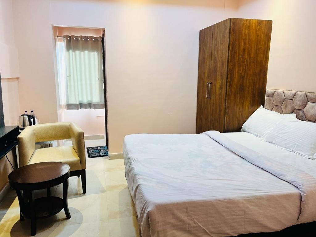 Maharaja Hotel & Banquet Darbhanga Eksteriør bilde
